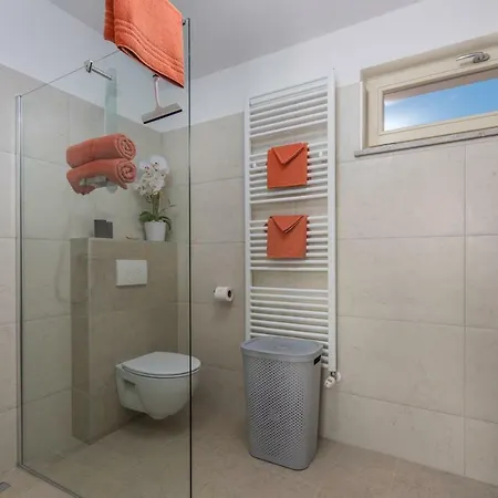 Clara With Private Pool